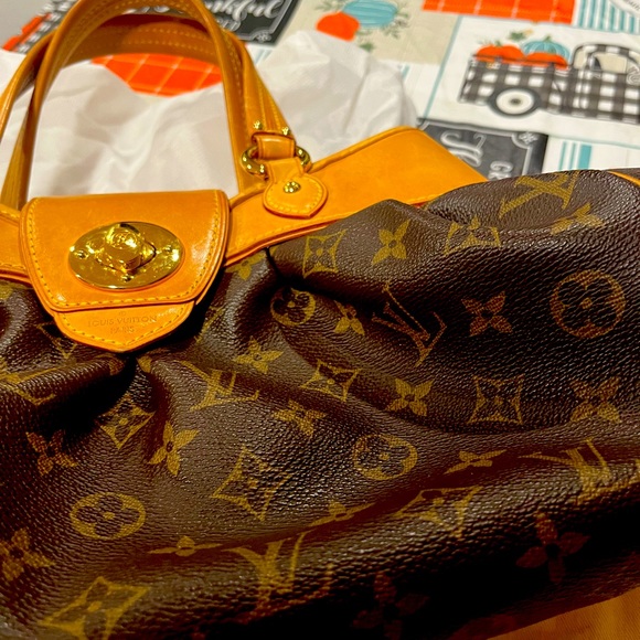 Louis Vuitton Boetie pm monogram tote. - Picture 4 of 5
